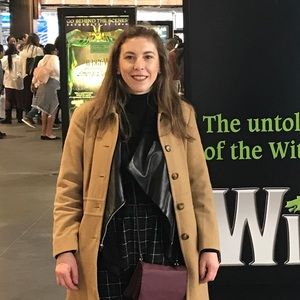 Meet your Posher, Nicole